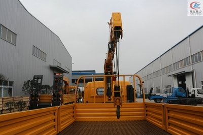 南安隨車吊采購指南 渠道、選擇與注意事項